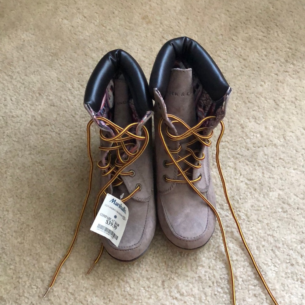 BRAND NEW Rock & Candy Beige Wedge Boots Size 7